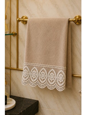 iselahome Nazenin Güpürlü Pamuklu Çeyizlik El Yüz Havlusu 50X90 cm