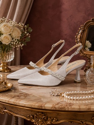 Frank Valentia FV501 Kadın Sivri Burun Kristal Detaylı Slingback Topuklu Ayakkabı – Premium Lüks Tasarım