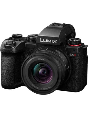Panasonic DC-S5M2NE Lumıx DC-S5M2 Tam Kare Aynasız Kamera Gövdesi, 4K 60P ve 6k 30P Video Kayıt, Döner Ekran, Wi-Fi, L Montaj, Faz Hibrit Af, Aktif, S-R1840E 18-40MM S Objektif Ile, Siyah