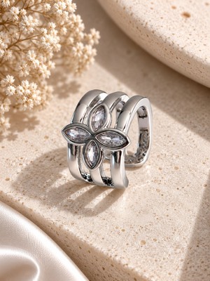 Serelya Pirinç Gümüş Renk Yonca Earcuff Tekli Küpe