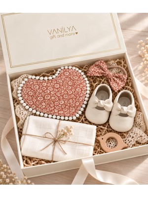 Vanilya Gift And More Kız Bebek Hediye Seti Yenidoğan Bebek Hediye Kutusu