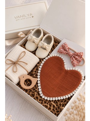 Vanilya Gift And More Kız Bebek Hediye Seti Yenidoğan Bebek Hediye Kutusu