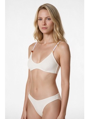Aquella Doku Detaylı Ekru Pensli Üçgen Bikini Takım
