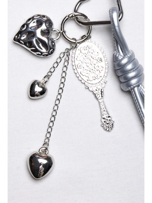 It's Basic Gümüş Kalp ve Ayna Detaylı Charm Anahtarlık Çanta Denim ve Telefon Aksesuarı
