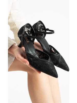 Dabab Shoes AMOUR Kadın Siyah Sivri Burun 6 cm Topuklu Dantel Dokulu Bilekten Bantlı Klasik Topuklu Ayakkabı