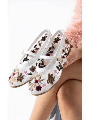 Dabab Shoes BEGONIA Kadın Beyaz Çiçek Nakışlı Transparan Babet Ayarlanabilir Bantlı Tokalı Düz Taban Ayakkabı