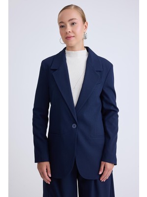 Önden Tek Düğme Kapamalı Blazer Ceket