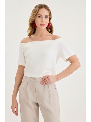 Kayık Yaka Crop Bluz