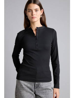 DeFacto Fitted Basic Fitilli Kaşkorse Uzun Kollu Henley Yaka Basic Tişört I5711AX26AU