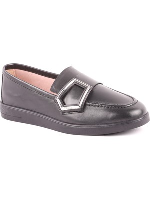 Libero L039.8712 Hakiki Deri Geometrik Metal Toka Detaylı Esnek Taban Kadın Comfort Casual Loafer Ayakkabı