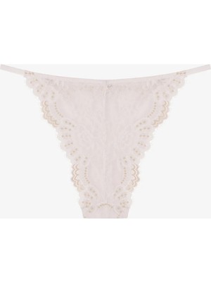 Penti Kırık Beyaz Lacy Slip Külot