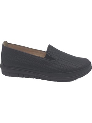 Zerhan 175 Kadın Siyah Günlük Kullanım Comfort Ayakkabı