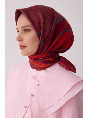 Belli Çiçek Desen Tivil Ipek Eşarp E26KA4423D01-81