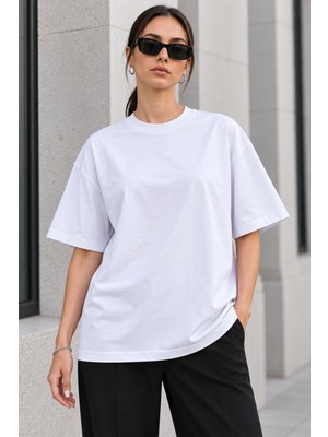 Quhox Kadın Oversize Bisiklet Yaka Basic T-Shirt Beyaz