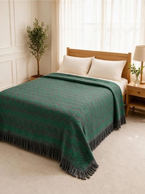 Binna Soft Çift Kişilik Yatak Örtüsü 200X240 cm Püsküllü Çok Amaçlı Pike - Zümrüt Yeşili