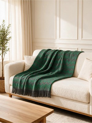Binna Soft Koltuk Örtüsü 200X240 cm Püsküllü Çok Amaçlı Koltuk Şalı - Zümrüt Yeşili