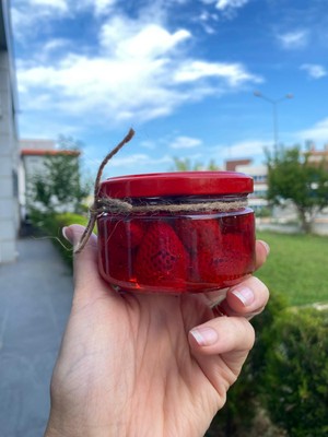 Lumina Berry Dream Jel Mum – 230 ml -Kırmızı