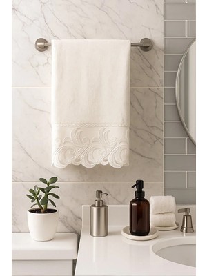 iselahome Berisa Kadife Havlu Krem-El&yüz Havlusu 50&90
