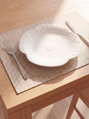 LC Waikiki Karışık Kabartma Desenli Porselen Pasta Tabağı  (W6)