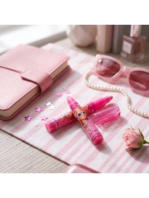 Bakgelal Lisanslı Barbie Extra Ruj Şeklinde Silgi Pembe Kapaklı Kırtasiye Okul Silgisi