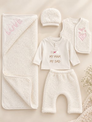 Lilliy Kız Bebek 0-3 Ay Welsoft 5 Parça Yenidoğan Hastane Çıkışı Seti Peluş Yelek Pantolon Battaniye Şapka