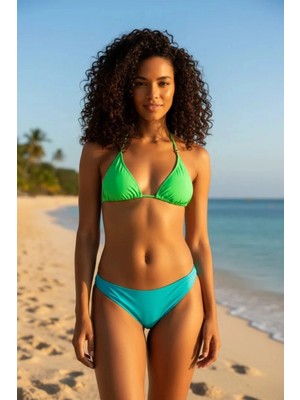 Pileli Store Black Spade Kadın Bikini Üst 8248