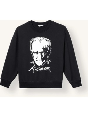 DeFacto Atatürk Baskılı Bisiklet Yaka Sweatshirt Erkek Çocuk I6566A826WN