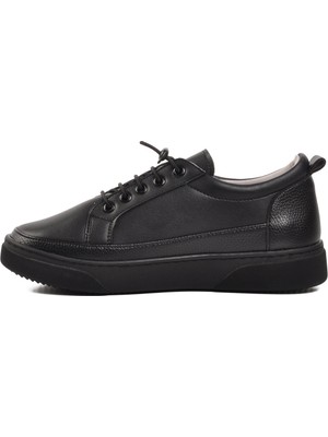 Benetton Siyah-Siyah Lastik Bağcıklı Kadın Yürüyüş ve Spor Ayakkabı Sneaker BN-30366 Z