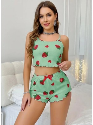 Pileli Store Kadın Yeşil Çilek Desenli Şortlu Pijama Takımı Sevimli Rahat 2’li Set