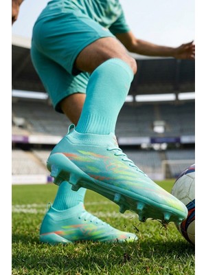 Walkway Mint Çoraplı Bağcıklı Erkek Futbol Ayakkabısı Krampon Strike M