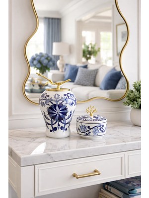 Feray Home Dekoratif - Mavi Çiçekli Şah Küp Obje Gold