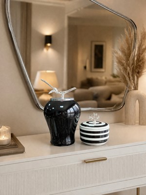 Feray Home Dekoratif - Siyah Şah Küp Klasik Zebra Obje Gümüş