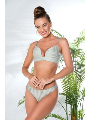 Pileli Store Dekolte Sütyen ve String Takım Mint Yeşili