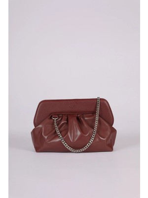 Heybes Kadın Bordo Vegan Deri Büzgü Tasarım Mıknatıs Mekanizmalı Modern Clutch El Çantası