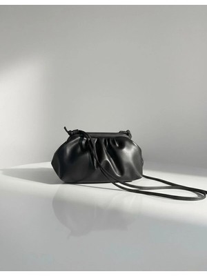 Heybes Kadın Büzgü Tasarım Deri Saplı Clutch El Çantası