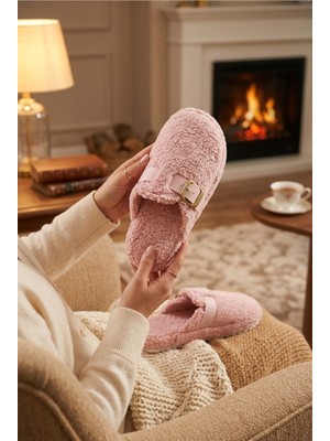 Relaxa Kadın Antik Tokalı Peluş Ev Terliği, Yumuşak Kürklü,yumuşak Tabanlı, Sıcak Kışlık Terlik Pembe