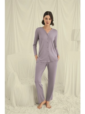 Pileli Store Uzun Kollu Boydan Düğmeli V Yaka Pijama Takımı