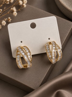 Serelya Pirinç Gold Renk Zirkon Taşlı Düğüm Halka Model Kadın Küpe