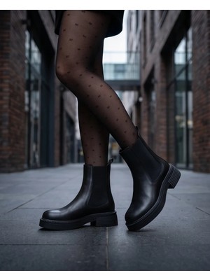 Futsi Shoes Verona Siyah Hakiki Deri Kalın Tabanlı Lastik Detaylı Kadın Bot