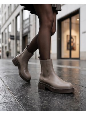 Futsi Shoes Verona Vizon Hakiki Deri Kalın Tabanlı Lastik Detaylı Kadın Bot
