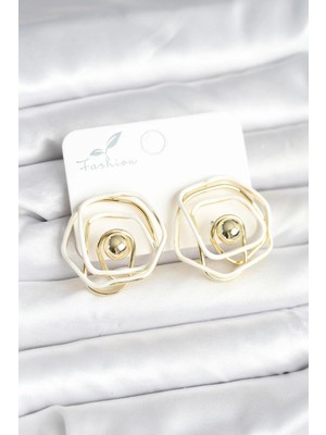 Semel Pirinç Gold Renk Beyaz Neli Geometrik Gül Model Kadın Küpe
