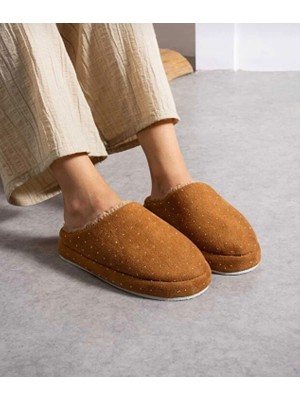 Moda Trendy Noktalı Önü Kapalı Peluş Kışlık Kadın Ev Terliği Yumuşak Kalın Taban Sıcak Tutan Iç Mekan Rahat Terlikler Misafir Çeyizlik Hediye