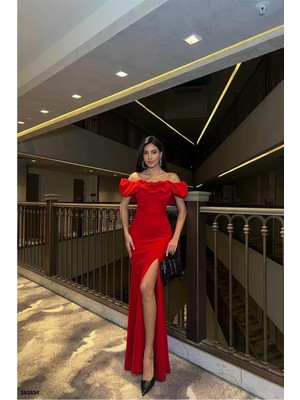 Khi-Zai Kadın Modern Stil Kare Yaka Yırtmaçlı Kısa Kollu Abiye Elbise