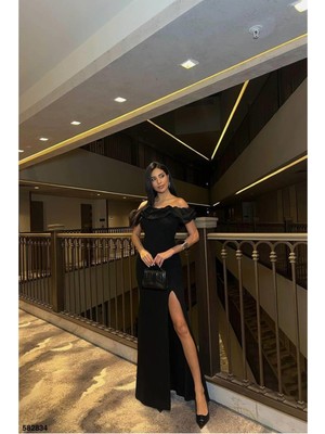 Khi-Zai Kadın Modern Stil Kare Yaka Yırtmaçlı Kısa Kollu Abiye Elbise