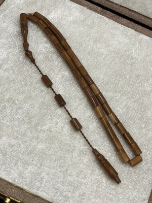 Onurlu Tesbihane Sistemli Küt Kesim Bürokrat Boy Bal Kahvesi Doğal Kuka Tesbih (5x9 Mm)