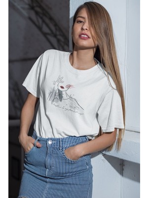 Velmora Fashion Kadın Özel Baskılı Modern Fit %100 Pamuk Bisiklet Yaka T-Shirt