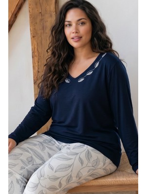 Siyah İnci Lacivert Desenli Nakışlı Büyük Beden Battal Boy Viskon Örme Pijama Takım 26224842