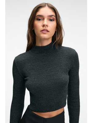 Ethiquet Calıda Kadın Dik Yaka Fitilli Görünümlü Slim Fit Triko Antrasit Kazak