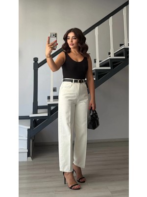 Elisin Beyaz Kemerli Skater Jean