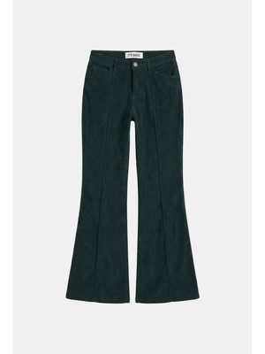 It's Basic Kadın Koyu Yeşil Flare Fit Pürüzsüz Dokulu Esnek Velvet Kadife Kumaş Pantolon